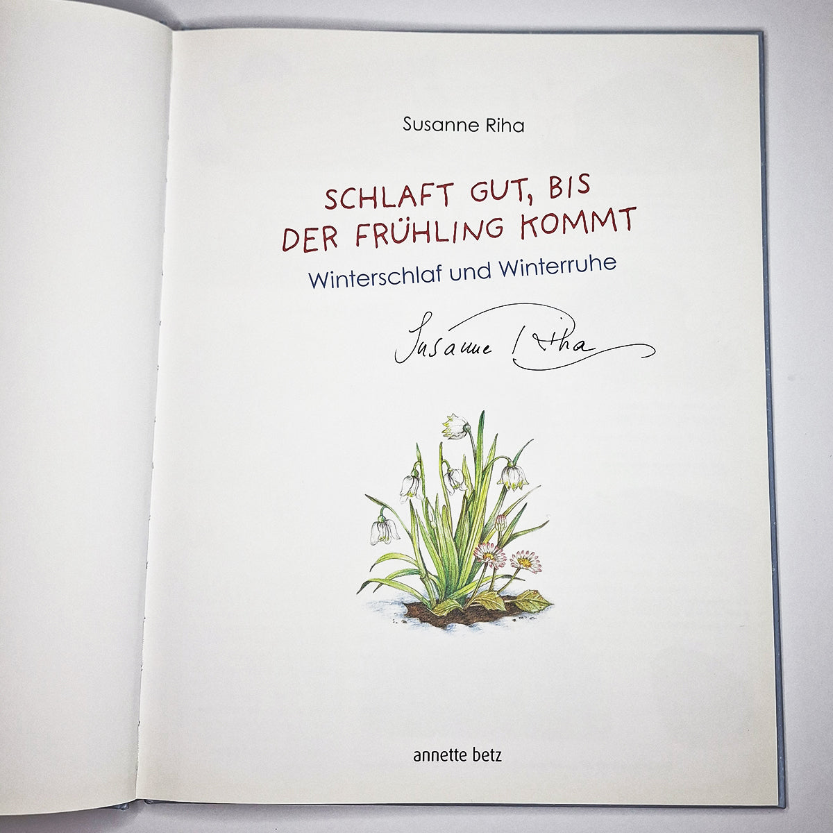 Signiertes Buch “Schlaft gut bis der Frühling kommt“